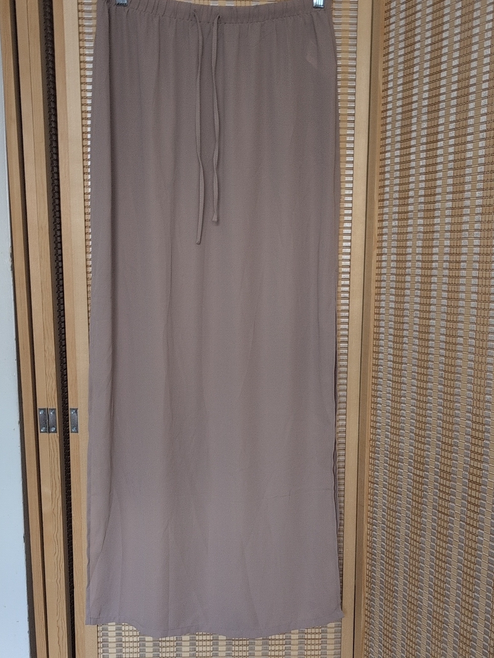 Forever 21 Taupe Elastic-Waist Maxi Skirt With Side Slits